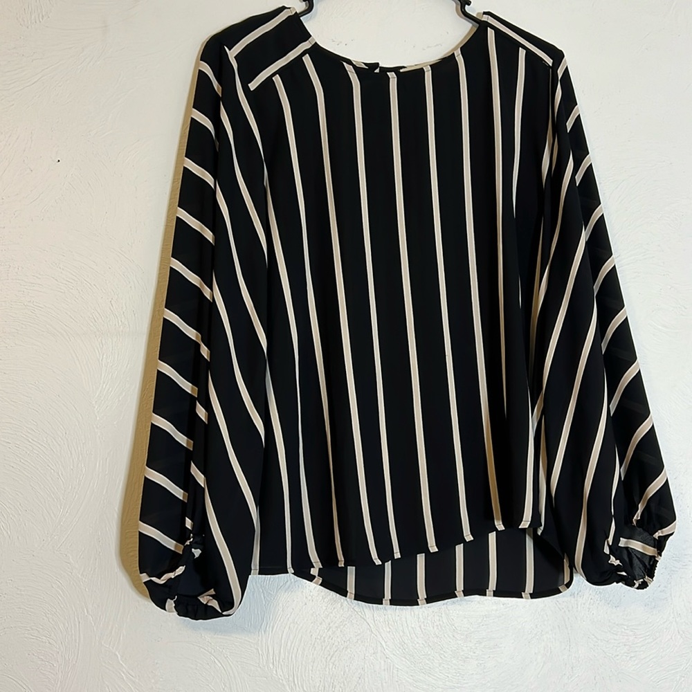 Loft long sleeve blouse